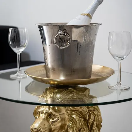Lion Prestige