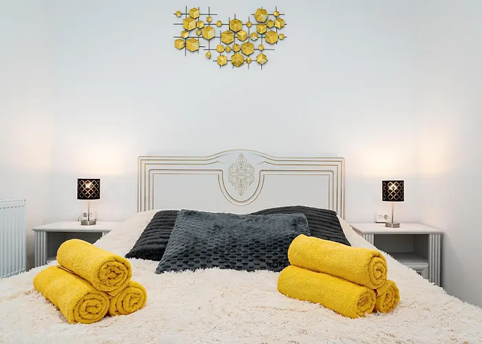 Lion Prestige Apartment