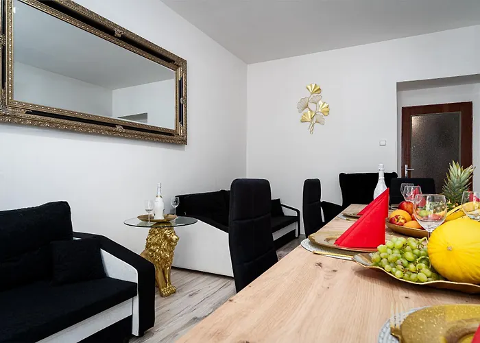 Lion Prestige Apartment